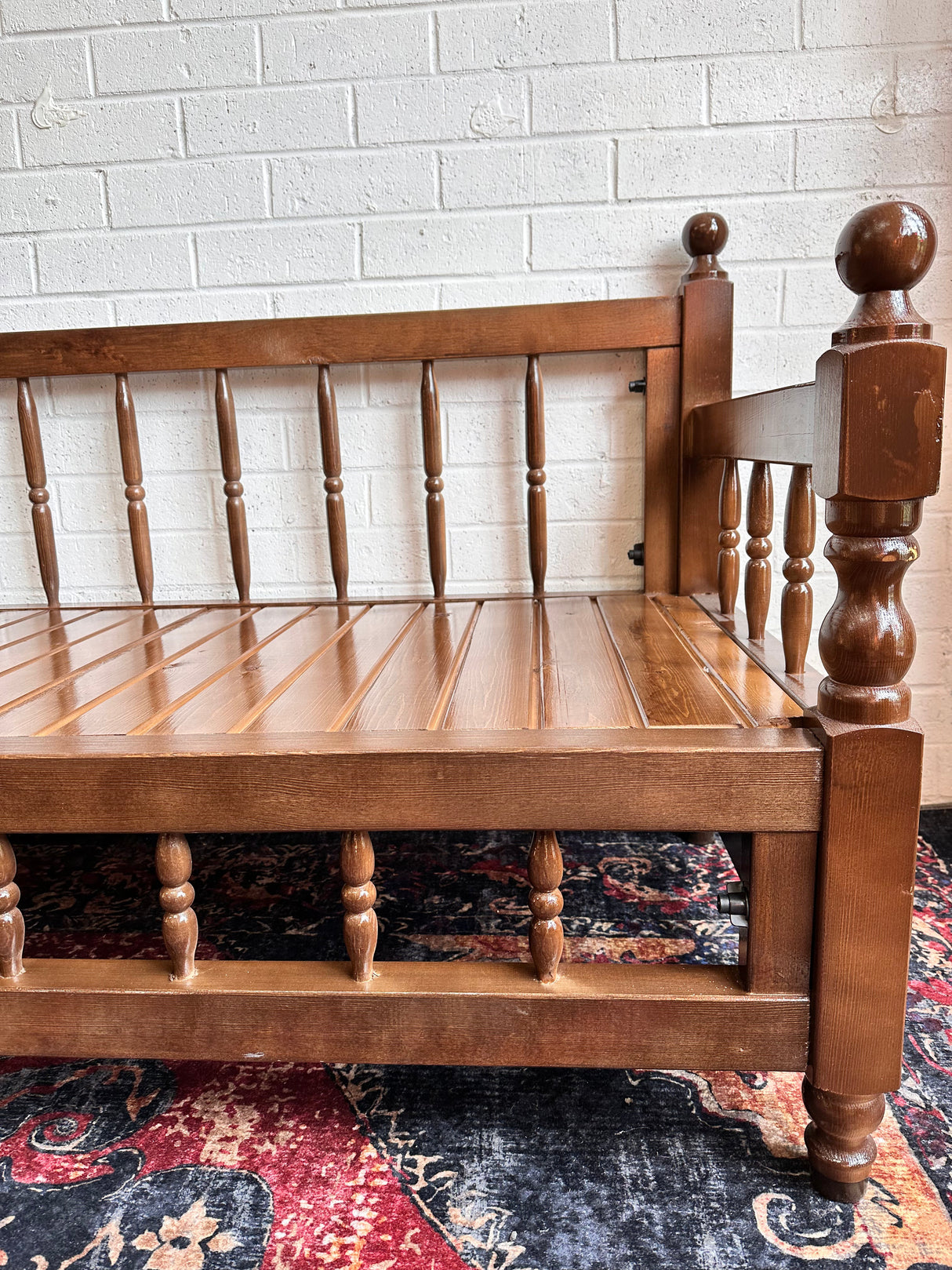 3-Seater Dark Colour Wood Sedir