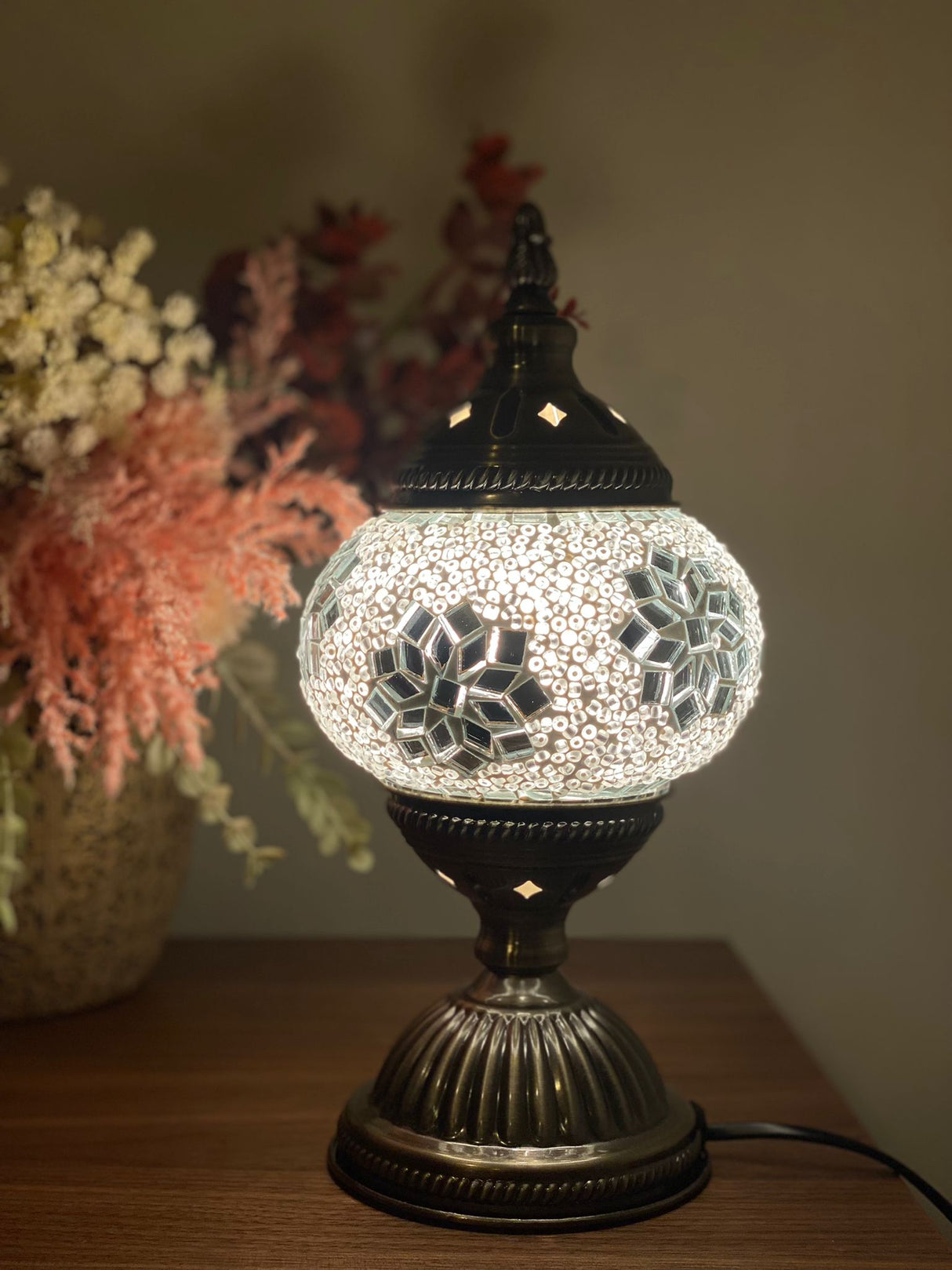 Table Lamps - White Flower