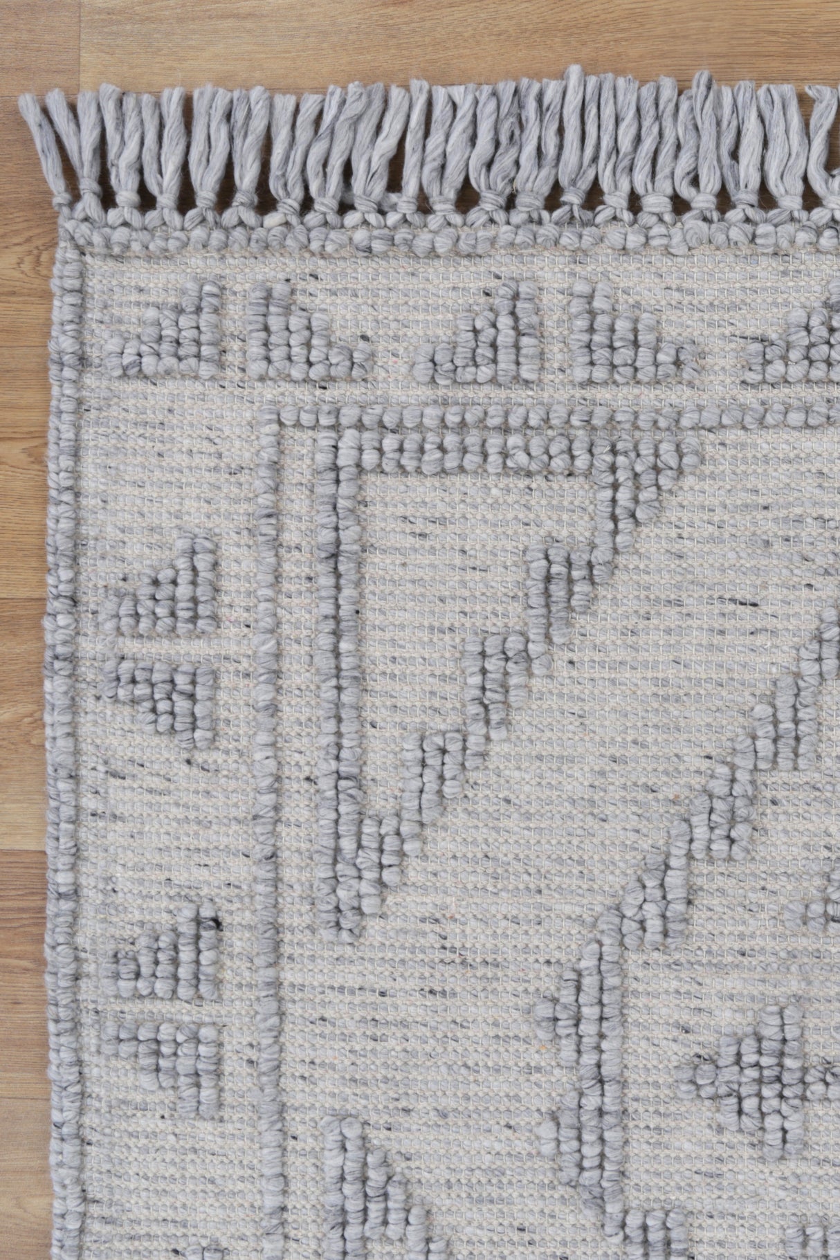 Diego Ornamental Grey Wool Rug - DIEG03