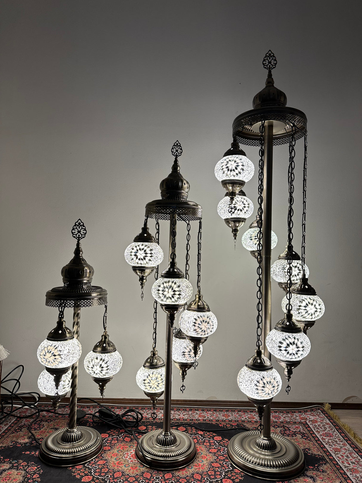 Turkish Floor Lamp with 7 Globes - M40